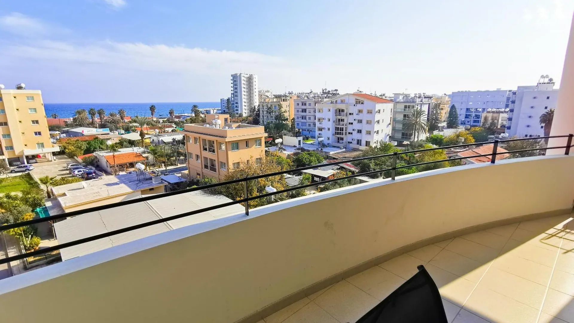 License To Chill Apartment Λάρνακα 0*,  Κύπρος
